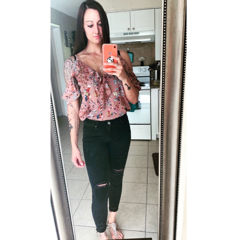 Meet your Posher, Jessa 🌻